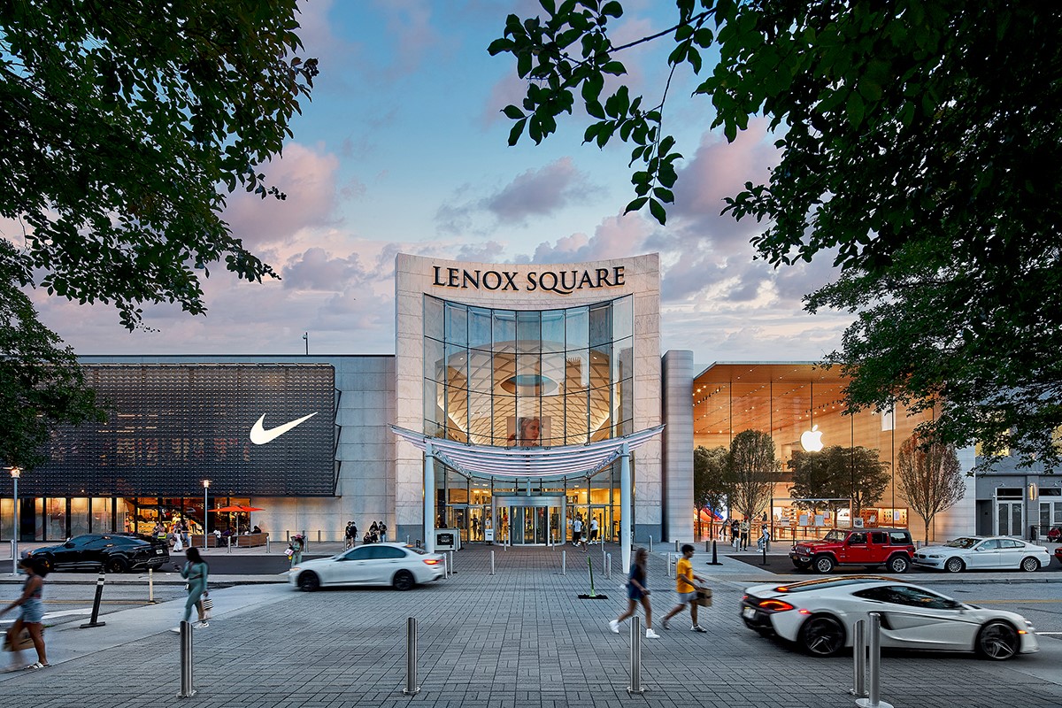 Louis Vuitton представляет потрясающий редизайн бутика Lenox Square