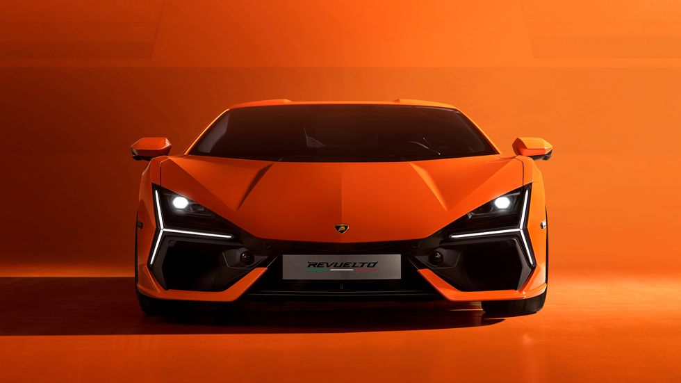 Lamborghini демонстрирует электризующий Revuelto: чудо мощностью 1001 л.с.