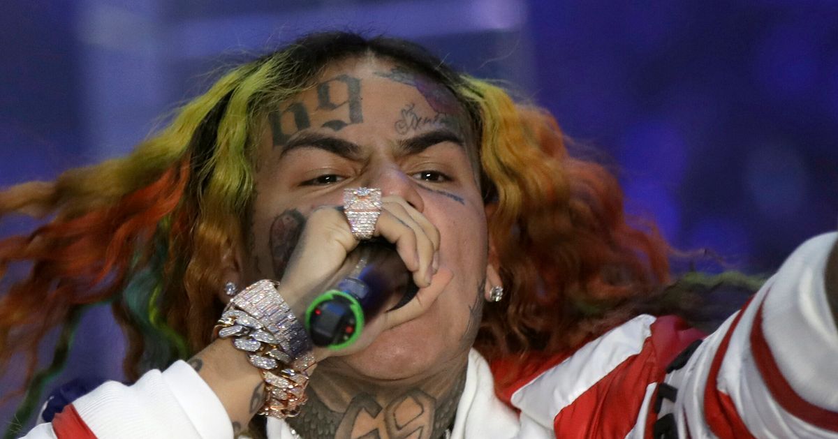 Рэпер Tekashi 6ix9ine арестован в Доминиканской Республике по обвинению в домашнем насилии