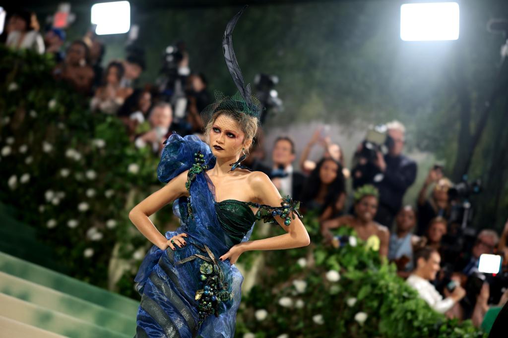 Зендая на красной дорожке Met Gala 2024